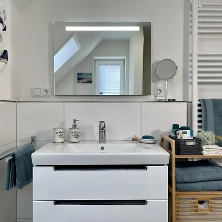 Holiday home Am Kutterhafen 25 - Stindt's Deichhues *