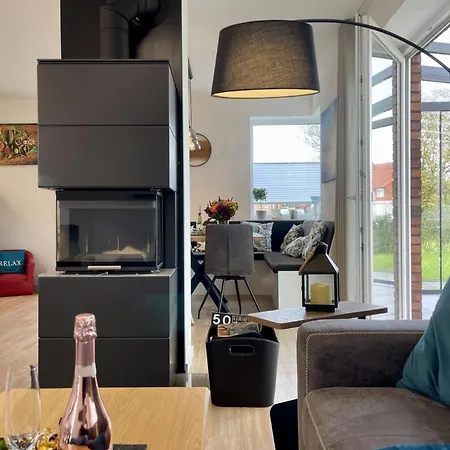 Holiday home Am Kutterhafen 25 - Stindt's Deichhues *